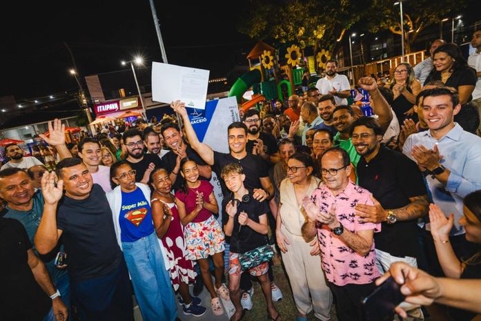 JHC entrega praça com food park, fortalece comércio e amplia áreas de lazer no Santo Eduardo