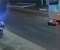 Câmeras de segurança registram momento em que jovem é atingida por ônibus em Penedo
