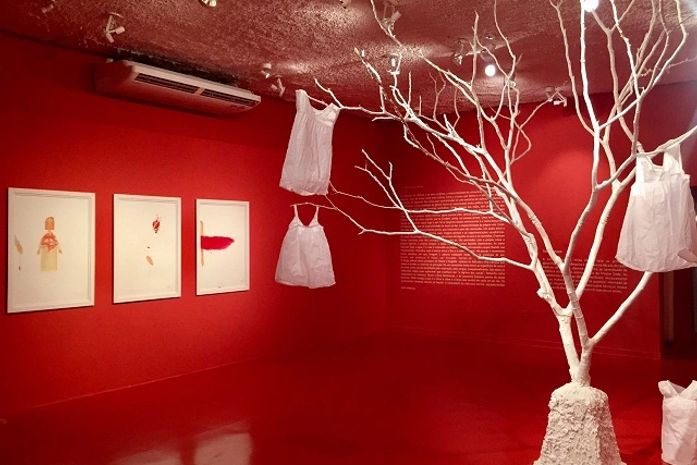 O salão do drama retrata as sentimentalidades que acompanham o ser humano ao longo da vida