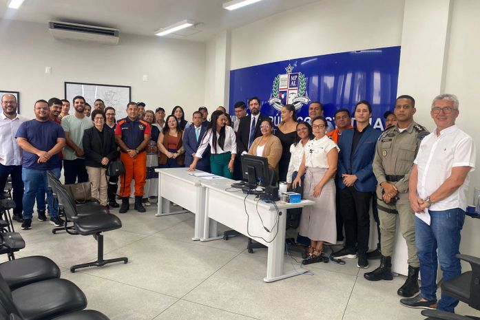 Secretários municipais participam de reunião no Ministério Público Estadual para definir procedimentos de ordem durante o Carnaval