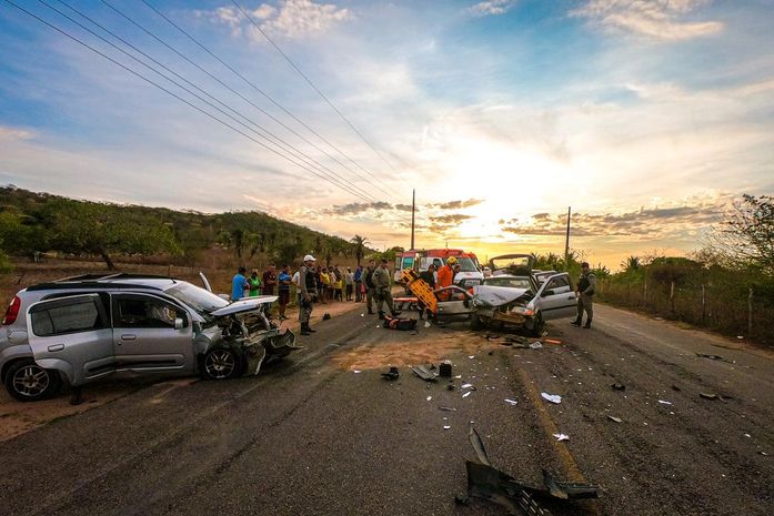Colisão frontal na AL-220 em Alagoas