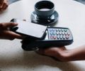 Como pagar com Pix direto no celular
