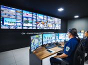 Central Integrada de Videomonitoramento de Maceió: praças, escolas, postos de saúde e ônibus serão monitorados 24 horas