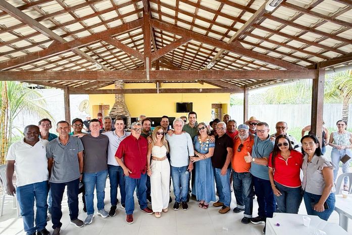 Maioria da diretoria do SINTSEP/AL se reúne em Cacimbinhas e declara apoio à candidatura de Hugo Wanderley