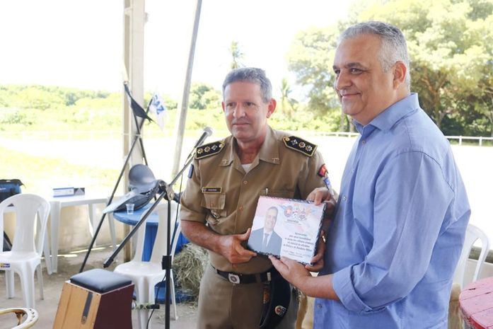 Alfredo Gaspar se emociona e destaca desempenho das forças de segurança de Alagoas