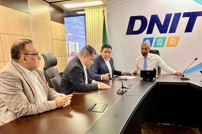 Durante reunião em Brasília DNIT confirma fim das demolições em Palmeira