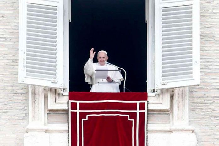 Papa Francisco celebra Angelus no Vaticano