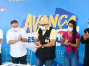 Ao lado de Gabi Gonçalves, Prefeito de Rio Largo entrega melhorias à população por todo o município