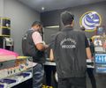 Lojas de celulares são autuadas pelo Procon Maceió por venderem aparelhos usados como se fossem novos