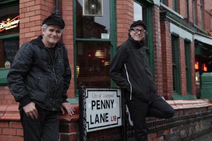 DUOFEL se apresenta hoje no Mirante Gourmet Cultural com o show " Plays The Beatles"