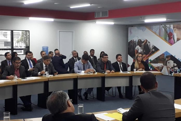 Reunião foi realizada na manhã desta segunda-feira (07)