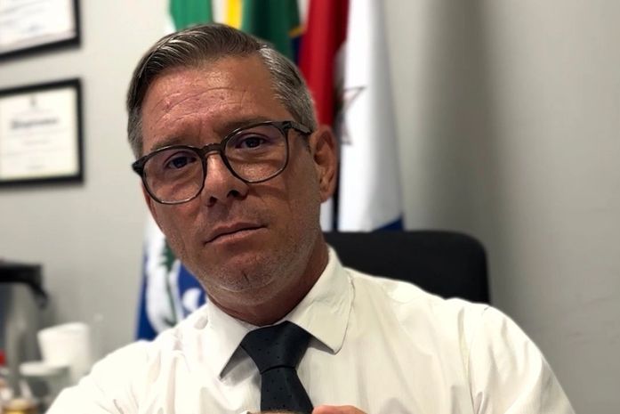 Cabo Bebeto rechaça recondução de secretário da Saúde e dispara: “Não tem justificativa para trazer de volta o gestor da pior pasta de Alagoas”