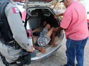 Homem é ferido a golpes de faca enquanto bebia com agressor