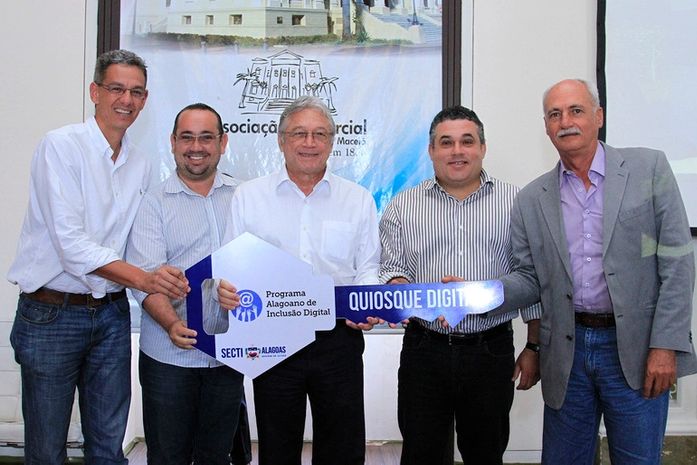 Municípios alagoanos recebem quiosques digitais com completa estrutura