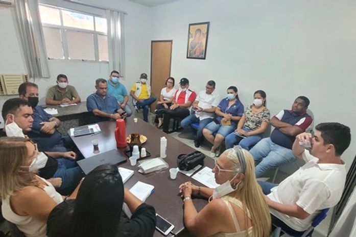 Reunião aconteceu na sede da Prefeitura de Maribondo.