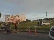 Carro e caminhão colidiram frontalmente