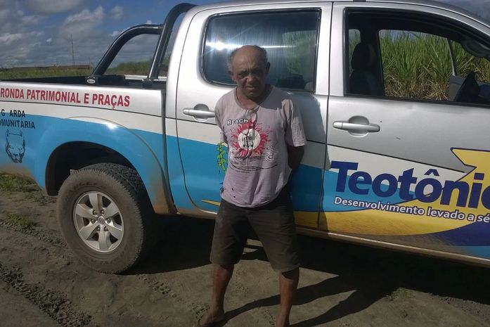 Idoso ainda não identificado acusado de abusar criança