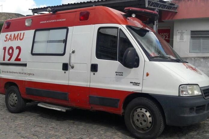 Problemas mecânicos impedem atendimentos de ambulância do Samu