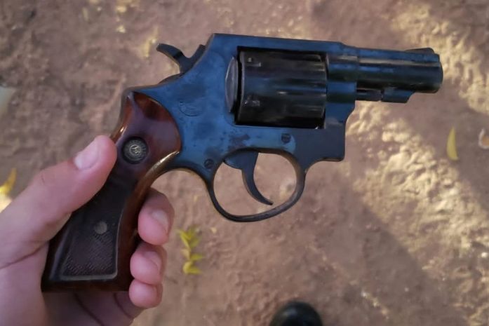 Homem é preso com arma de fogo na zona rural de Pão de Açúcar