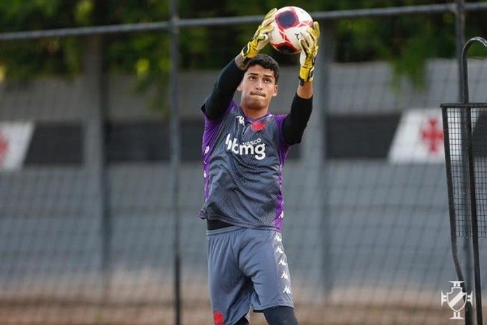 CSA anuncia contratação de goleiro revelado pelo Vasco da Gama para a temporada 2023