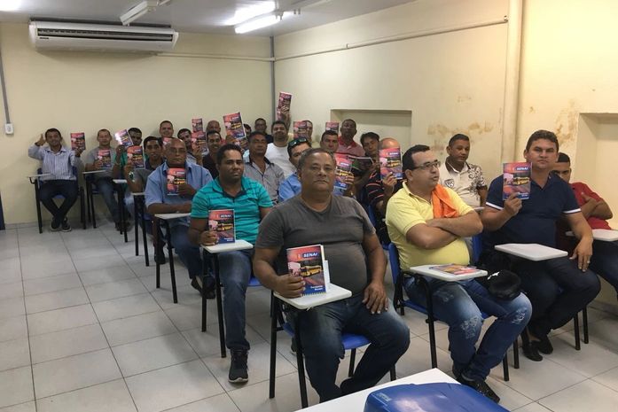 Qualificação: Motoristas escolares de Marechal Deodoro iniciam curso de aperfeiçoamento