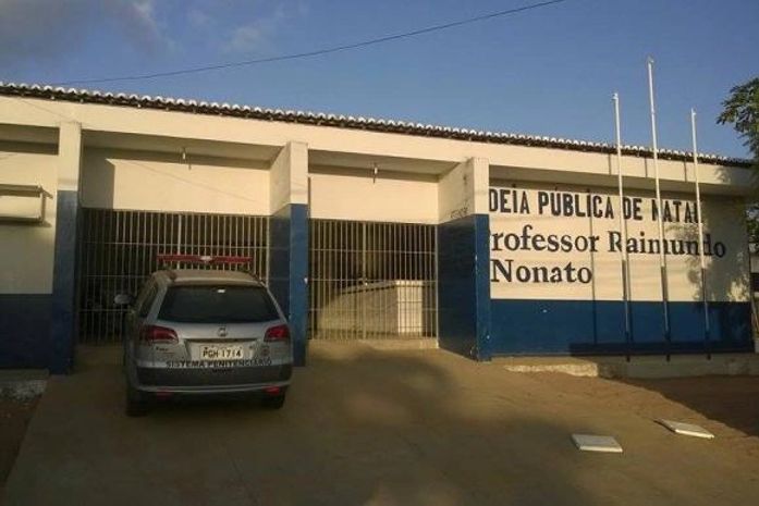 adeia Pública Professor Raimundo Nonato, em Natal