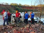 Corpo encontrado submerso dentro de veículo, em Palmeira dos Índios, é identificado pela Polícia Científica