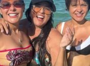 Cantora Maiara aproveita praia paradisíaca em Alagoas ao lado da família 