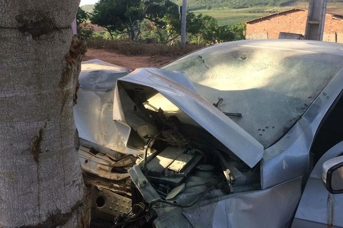 Acidente de transito deixa família gravemente ferida em Feira Grande