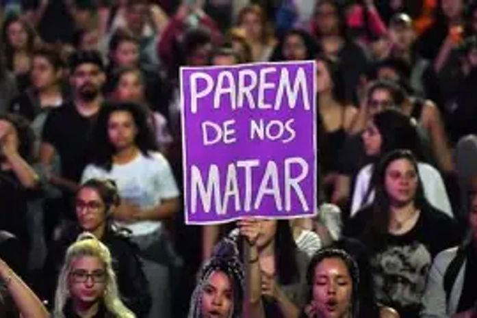 O Quiz da Semuc e o jogo de banalização da violência contra mulheres, na capital, Maceió.