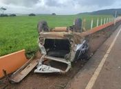 Pai de vereador fica ferido após carro capotar na AL-485, em Feira Grande