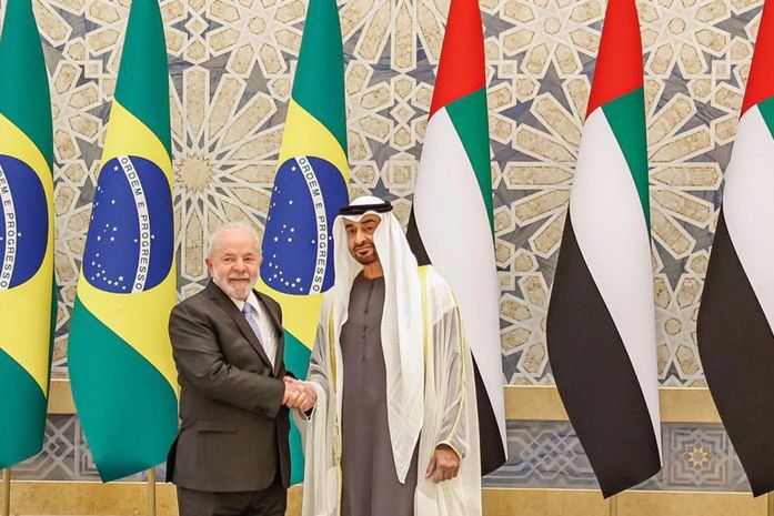 Em Abu Dhabi, Lula negocia acordos comerciais e de meio ambiente