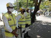 Agentes do Programa Ronda no bairro