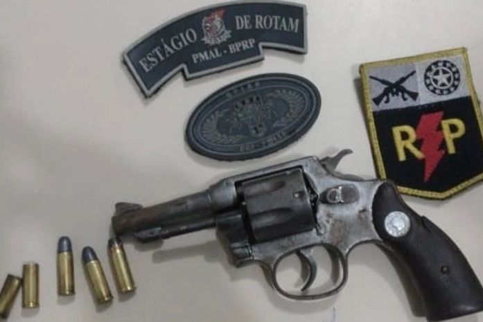 Suspeito dispara contra policiais e acaba morto no Manoel Teles em Arapiraca