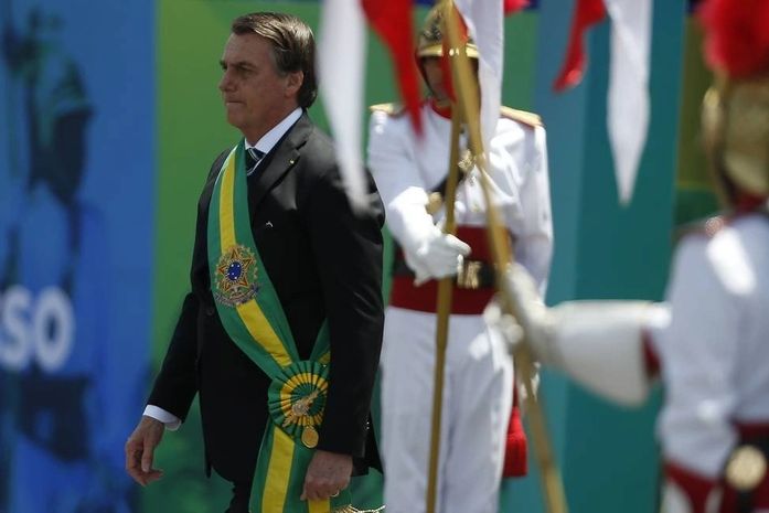 O ataque das milícias virtuais de Bolsonaro