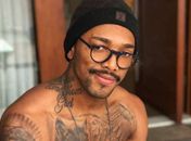 Polícia apreende simulacro de fuzil na casa de Nego do Borel