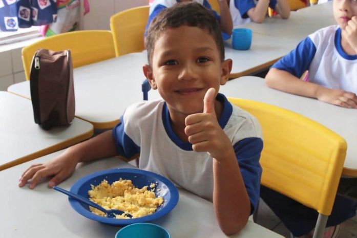 Escolas de Anadia passam a ofertar café da manhã a alunos da rede municipal