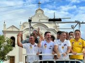 Multidão vai às ruas em Anadia prestigiar carreata do coração com Galba Novaes, Paulo, Renan e Celino