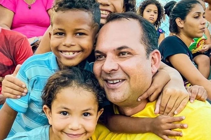 Cinco razões explicam por que a candidatura de Sales “disparou” e é a que mais empolga e cresce em Alagoas