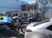 Armado com faca assaltante invade complexo de clínicas em Arapiraca e faz arrastão