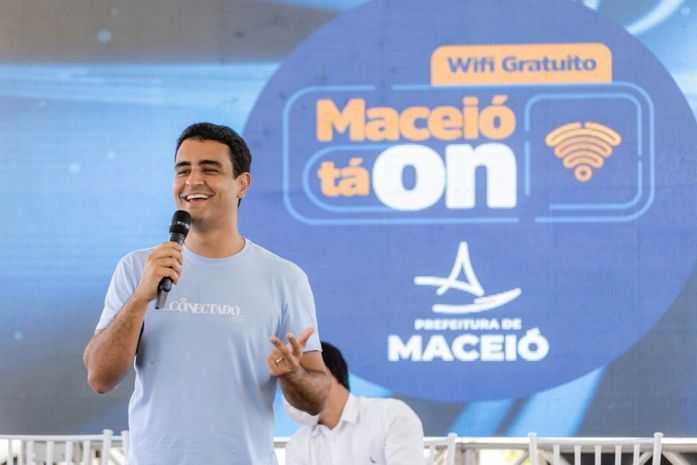 Prefeito JHC lança programa Maceió Tá On e disponibiliza wi-fi gratuito nos bairros
