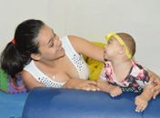 Secretaria de Saúde oferece atendimento humanizado a crianças com microcefalia