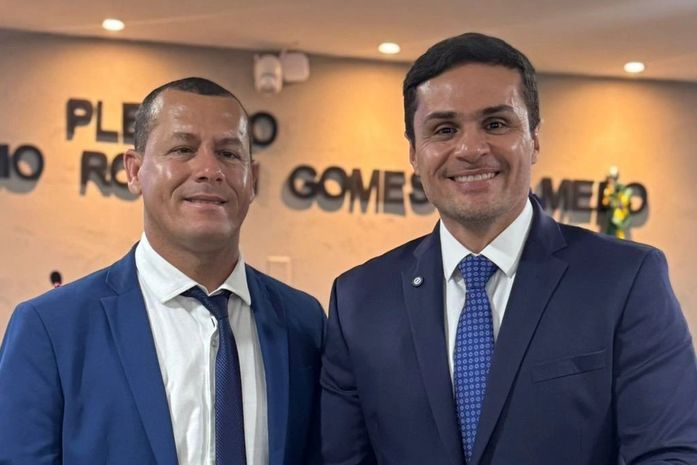 Deputado Alexandre Ayres recebe Título de Cidadão Honorário de Capela