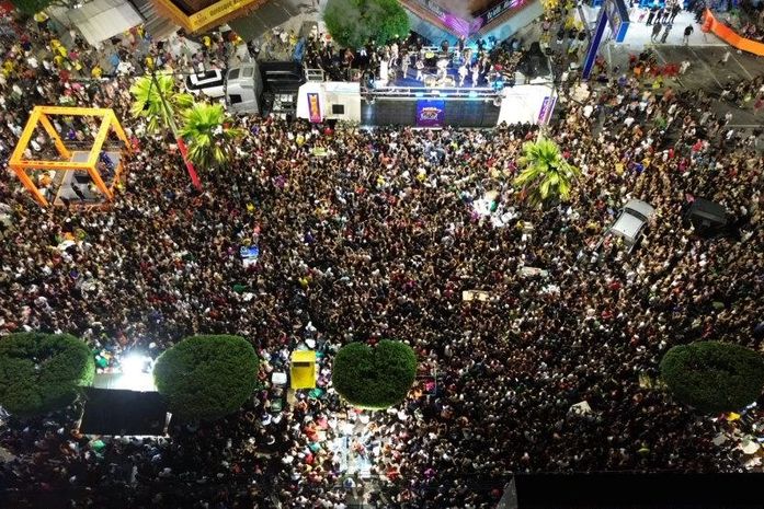 Prefeita afirma que Delmiro Gouveia se consagra como o maior Carnaval de rua de AL