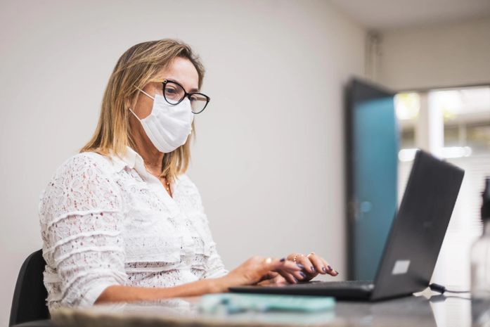 Professores e secretários escolares já podem solicitar recurso do Conecta Professor; veja como