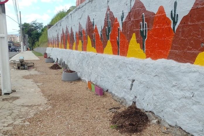 Objetos são furtados de ponto revitalizado no bairro do Jacintinho
