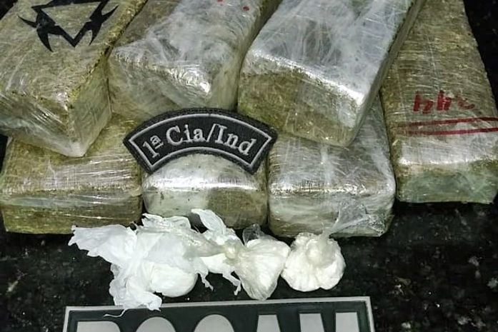Mulher é presa com mais de cinco quilos de maconha no interior de AL