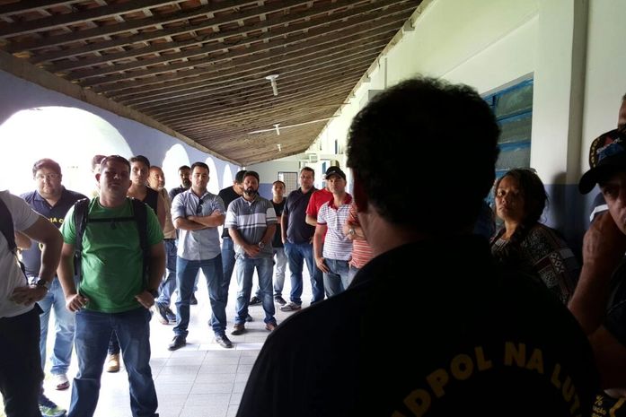 Após policial ser exonerado de função, policiais civis entregam cargos de confiança
