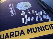 Adolescente de 17 anos é flagrado com 90 comprimidos de Rohypnol na orla da Ponta Verde