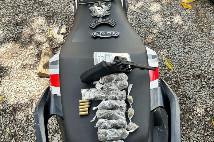 PM apreende armas e drogas em Arapiraca e Joaquim Gomes; quatro foram presos 